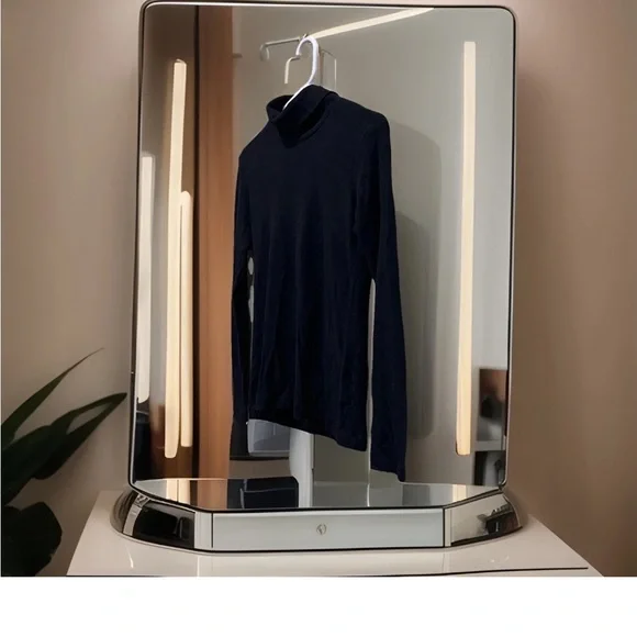 Uniqlo Turtleneck Long Sleeves Black Top Size M - Picture 4 of 10